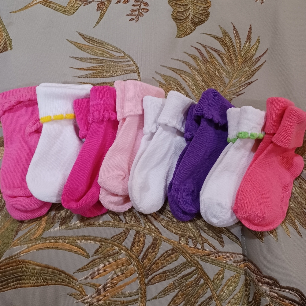 New Baby Girl Crew Socks Size 6-18 months pink, purple, and white, 8pack